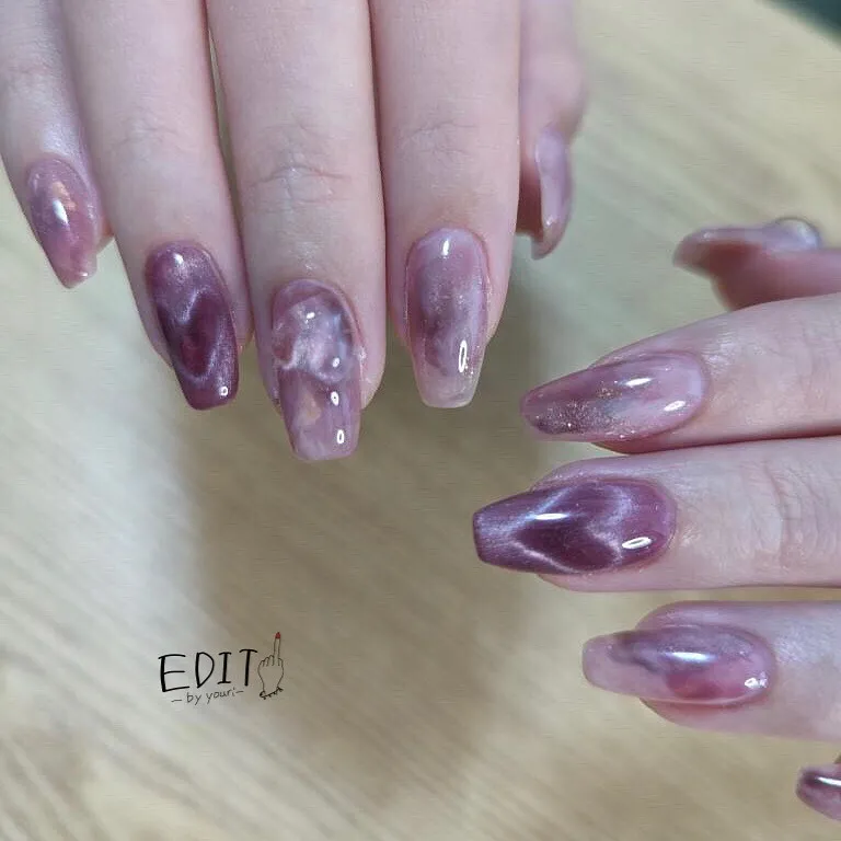 濃いめピンクのニュアンスネイル💅♥️