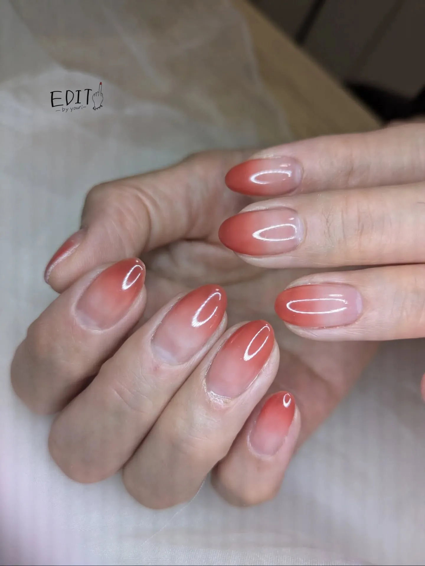 シンプルだからこそ、フォルムと形、ケアのこだわりが引き立ちま...