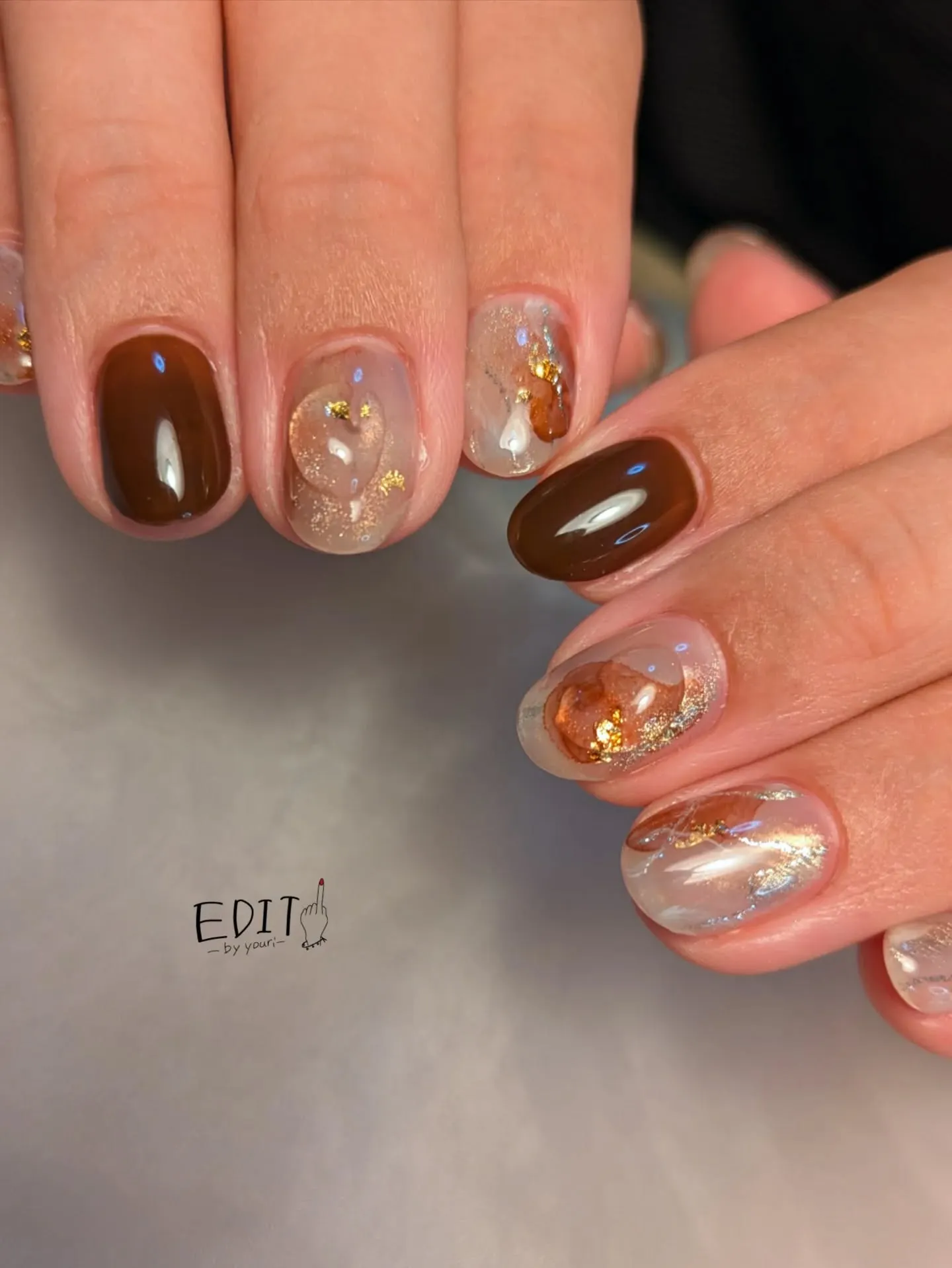 何層にも重ねた、ニュアンス大理石風ネイル💅✨