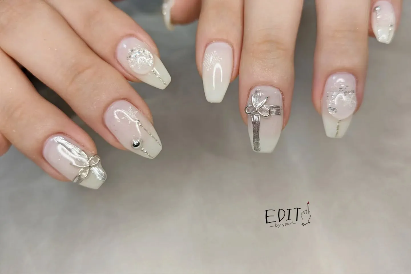 大人クリスマスネイル🎅🎄⁡