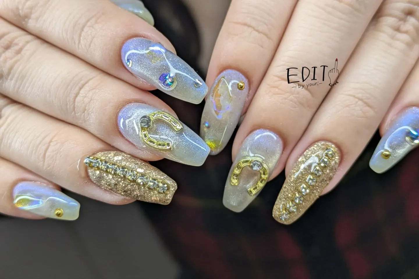 お題【ラッキーカラー開運ネイル】⁡